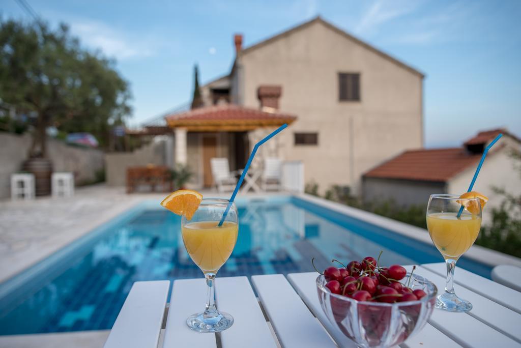 Olive Garden Apartments Čilipi Exteriör bild